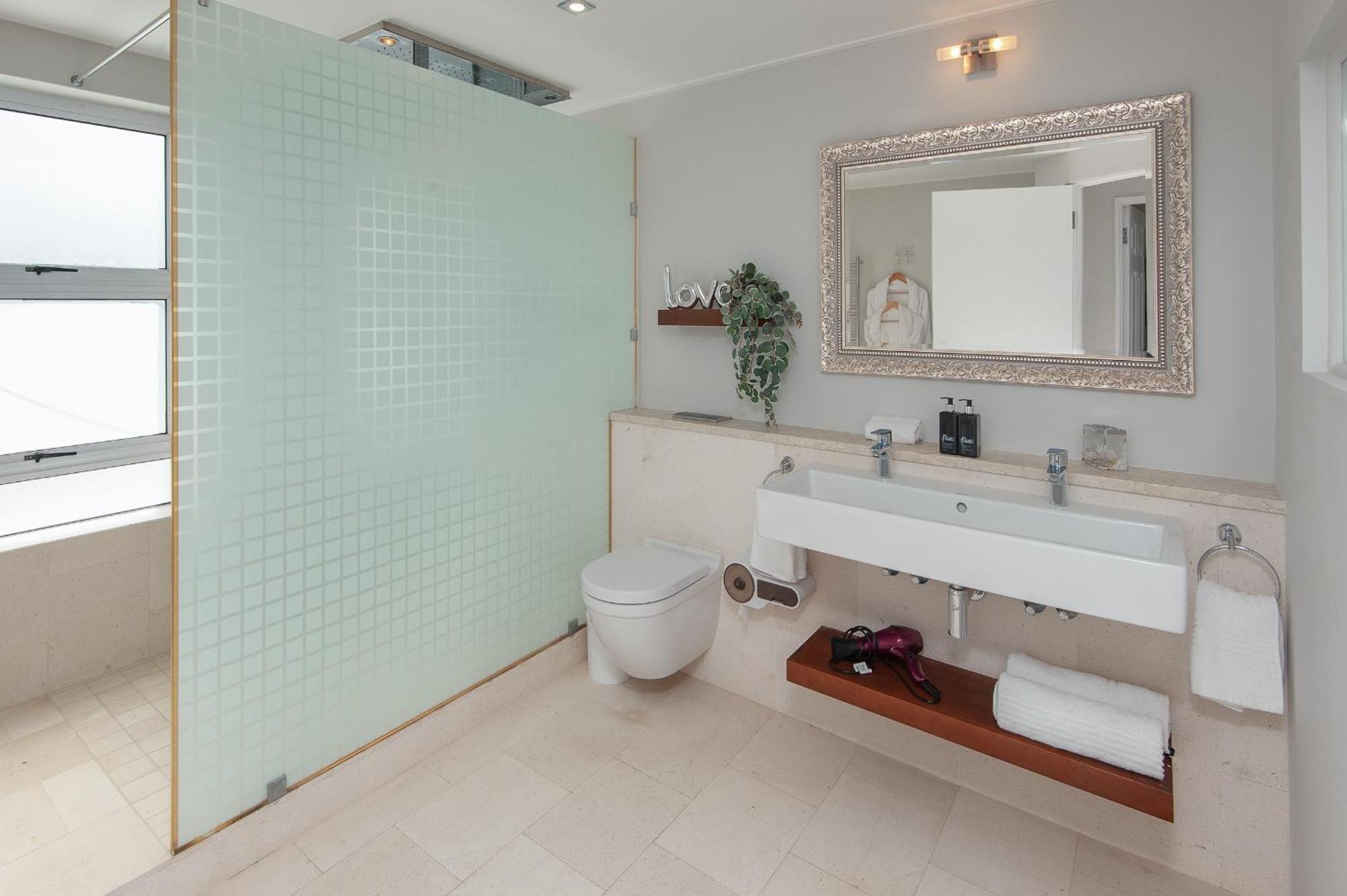 Absolute Ocean Boutique Guesthouse هيرمانوس المظهر الخارجي الصورة